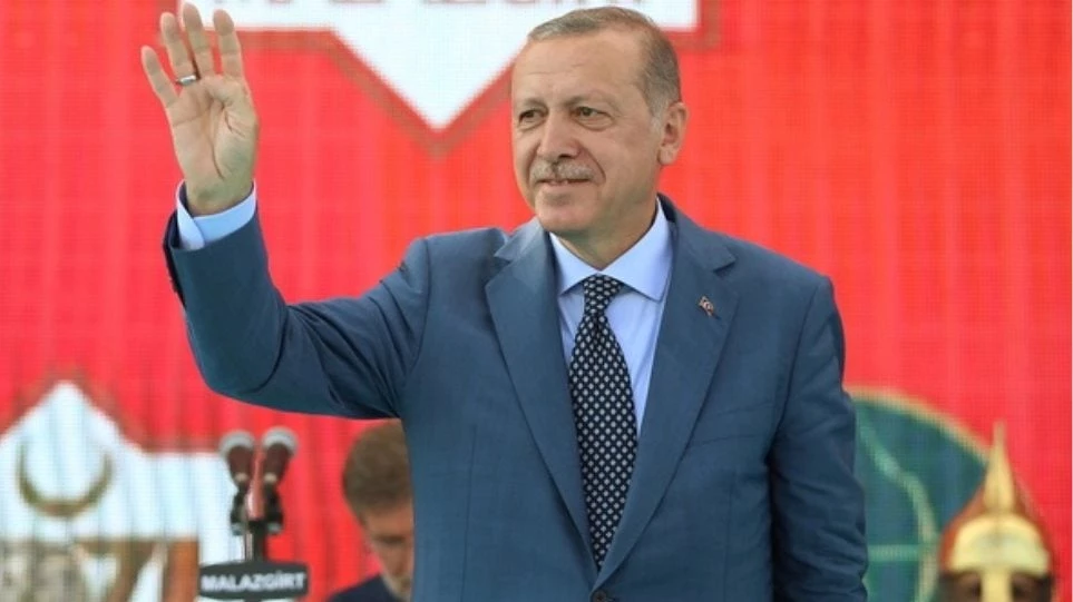 Ερντογάν: «Αποτίω τα σέβη μου στον Κεμάλ Ατατούρκ που μας χάρισε τη νίκη εναντίον των Ελλήνων»